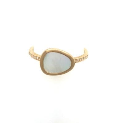 Mother-of-Pearl Cabochon Diamond Ring