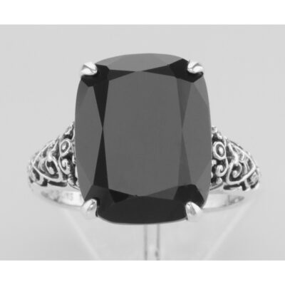 Antique Style Black Onyx Filigree Ring